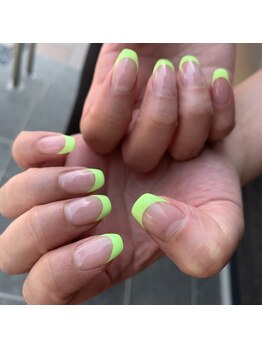 サロンド ボヌール(salon de bonheur)/