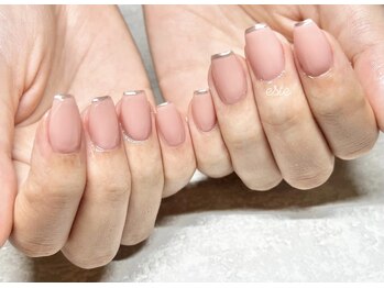 ラミュウ 国立(LA.MIU)/ミラーフレンチネイル 国立