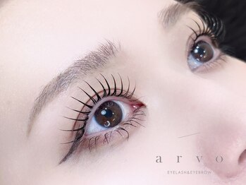 アルボ 前橋吉岡店(arvo)の写真/ブラックティントで濃厚艶まつげ♪