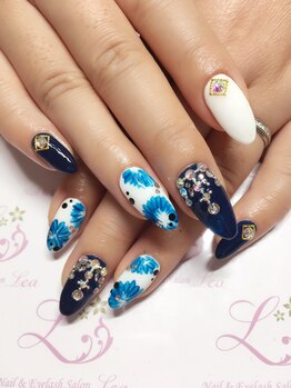 ネイルアンドアイラッシュサロン レア 千葉店(Lea)/