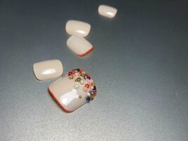 フット / ビーズネイル