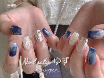 ゆず/チップ長さ出しニュアンスネイル