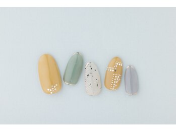 ヴァンネイル みなとみらい馬車道(VINGT NAIL)/*華やか上品ネイル*