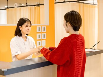 ぷらす整骨院 鍼灸院 江戸川橋/受付