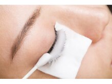 いつものメニューに +a！まつ毛を労わる充実のオプションメニューアイシャンプーでまつ毛根元の汚れを