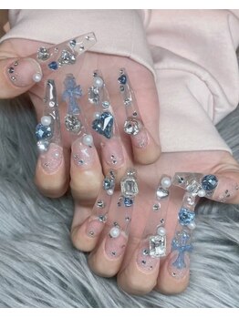 ベティネイル アイラッシュ(Betty Nail)/クリアブルー宝石ネイル