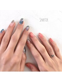 シースルーニュアンスネイル