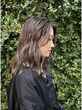 ヌー 栄(nuu) yuina .