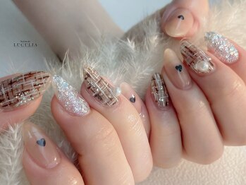 サロンドルクリア(Salon de LUCULIA)の写真/特別な日の装いにぴったり♪トレンドを先取りした抜群のデザイン力で指先から華やかに。フット,持ち込みOK!