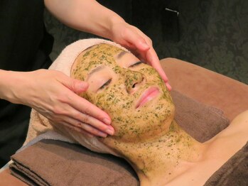 ビアラ(美ala)/くり返す肌荒れ・ニキビをケア♪