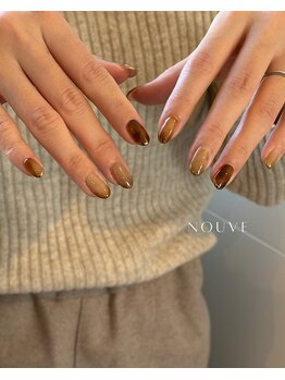 ヌーヴ(NOUVE)/brown nail