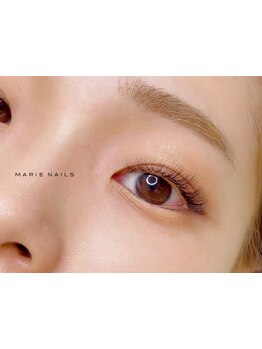 ネイル・アイメニューの同時施術が可能