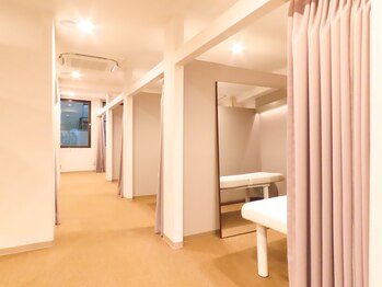 ハナ 池袋店(HANA)