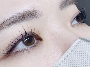 オルト(Orto)の写真/トレンドをいち早くお客様に☆韓国ロッドを使用し束感が作れるまつ毛パーマやモチが良いLEDマツエクを導入!