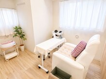ハンドケアサロン キレイテ上野店 ＜手のシワ/乾燥/くすみ/血管の浮き/老け手＞の雰囲気（明るくリラックスできる雰囲気です）