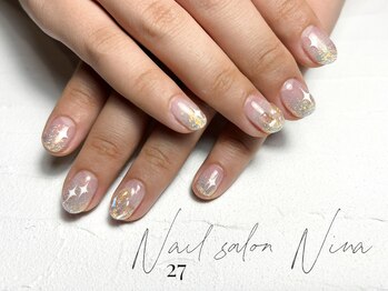 ニーナ(27)/うるキラなショートネイル