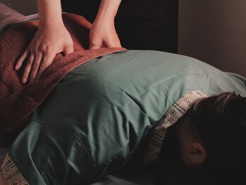 優/腰のマッサージ