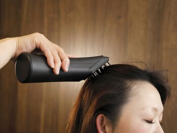 クレール(clair)/頭皮アプローチでリフトアップ！