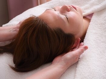 メナードフェイシャルサロン 春日町店/