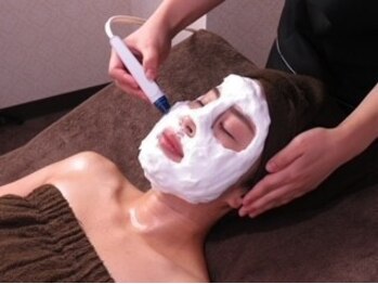 パリエボーテ 静岡の写真/最先端ハイドラ毛穴洗浄クリーニング★毛穴のザラつき黒ずみ洗浄☆何をしても綺麗にならなかった方必見!