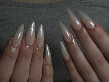 ホワイトミラーネイル