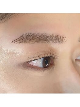 アイラッシュサロンシェリー(Cherie)の写真/第一印象は眉毛で決まる!顔立ちに合ったデザインをご提案◎バランスの取れた眉毛で顔の印象がグッとUP!