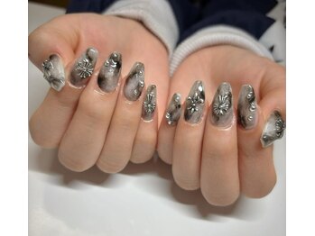 エムクイン(M.Queen)/モテ可愛い系デザインです