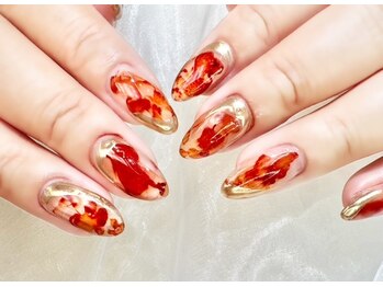 アリイネイルズ(ALII Nails)/オレンジニュアンスネイル