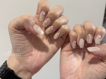 ルーナ(Runa)/ラメ＆ストーンでキラキラネイル