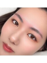 レヴィア(REVIA)/上下パリジェンヌ眉ワックス