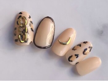 ネイルアイラッシュ アールエビス(R EBISU)/ヒョウ柄/囲みネイル