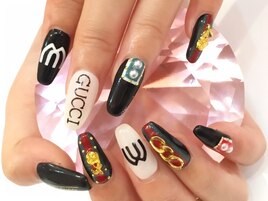渋谷 グッチネイル