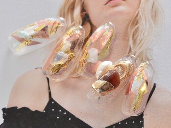 ネイルサロンラグジュアリー 梅田店(LUXURY)/