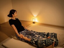 タイマッサージ 横浜/タイ古式の別名は「二人ヨガ」