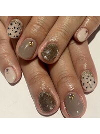 ニュアンスダルメシアンネイル