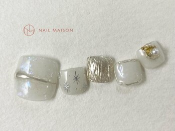 ネイルメゾン 梅田(NAIL MAISON)/ホワイト雪メタリックフット