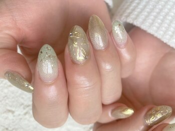 コーシェリ(koselig)/上品フラワーネイル