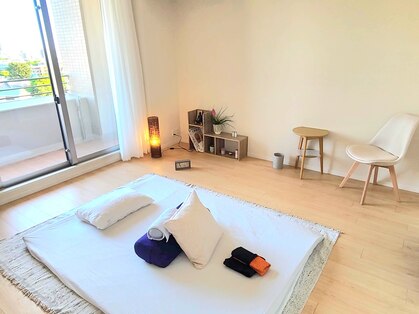 スーリヤ アーカーシャ(surya akasah)の写真