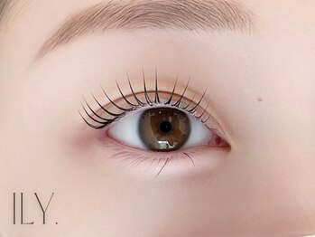 アイリー(ily)の写真/SNSで話題【束感韓ドルeyeラッシュリフト+アイシャンプー¥5,000】韓ドルのような束感でぱっちりした目元に!