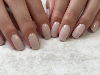 リッシュ(RICHE)/ホワイトピンクネイル