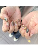 トータルサロン 白べぇーっ プラス/ニュアンスネイル☆