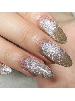 ホワイト(WHITE)/マグネットカラー