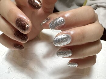 デューネイルスタジオ(dew nail studio)/アシメ ラメ ワンカラー