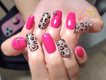 ルアナ(LUANA)/ヒョウ柄ネイル