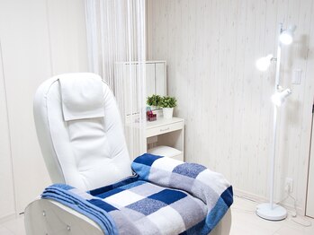 アンスリール(Un Sourire)/まつエクの施術ベットです