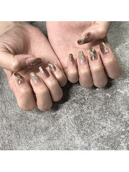 アイラッシュ エルーチェ(Eluce)/