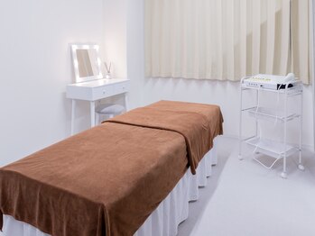 ブレスト サロン 奈良店(Bryst Salon)の写真/新大宮駅から徒歩３分の好立地に女性専用サロンがOPEN☆様々なお悩みも根本改善◎