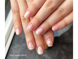 乳白色リボンアートネイル♪