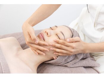 ハーディハーツ(Hardy-Hearts)/デトックスフェイシャル