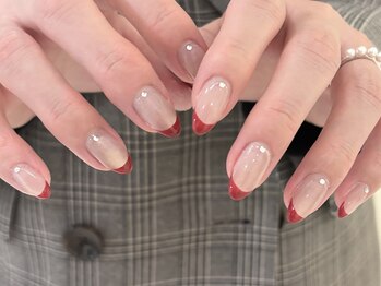 サンジュウヨン(34)/マグネット×フレンチネイル